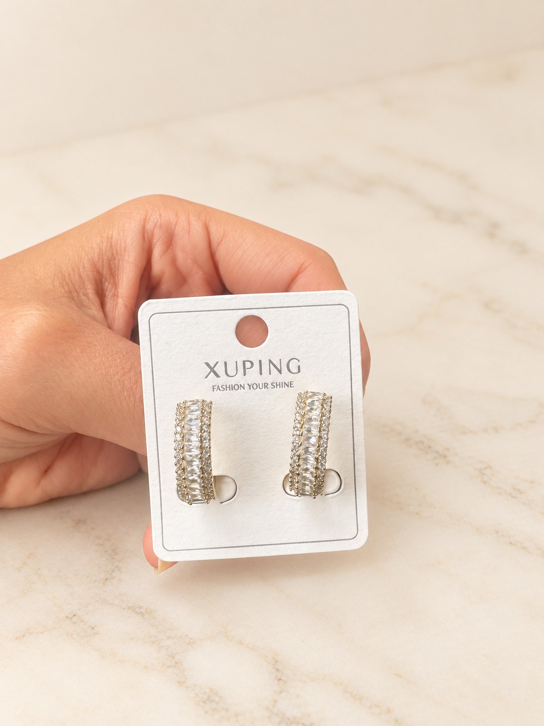 Xuping 14K Altın Kaplama Baget Taşlı Halka Küpe - Görsel 5